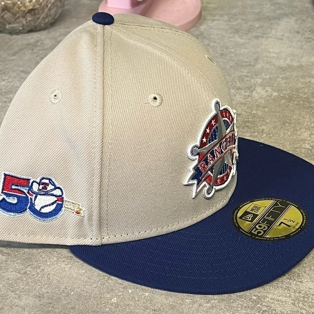 Texas Rangers Hat - Picture 2 of 2